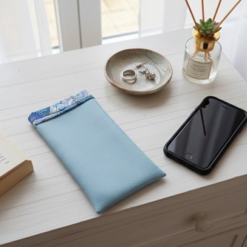 Etui simili cuir bleu et coton pour téléphone portable