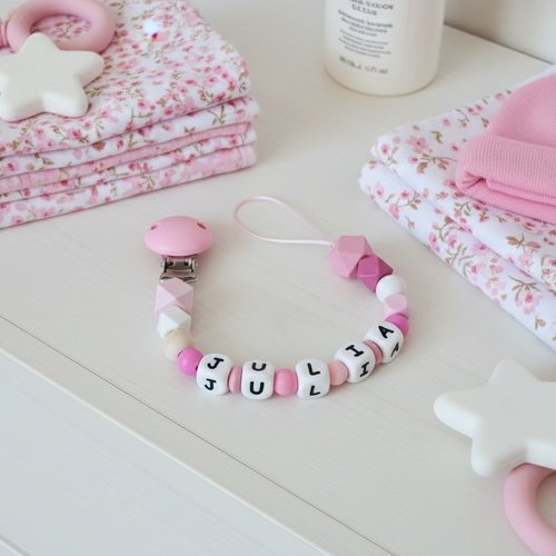 Attache tétine personnalisée perles bois et silicone