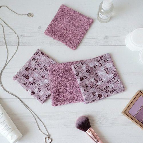 Lot de 4 lingettes démaquillantes coton imprimé et éponge