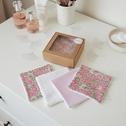 Boite de 8 lingettes démaquillantes coton imprimé et éponge