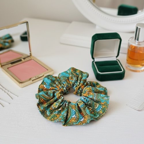 Chouchou coton vert motifs cachemire