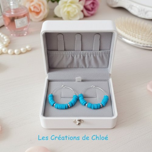 Boucles d'oreilles créoles argentées et perles heishi