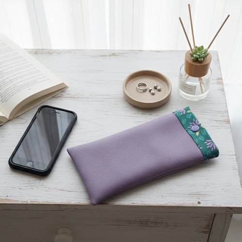 Etui simili cuir lilas et coton pour téléphone portable