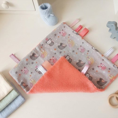 Doudou plat carré coton motifs chouettes