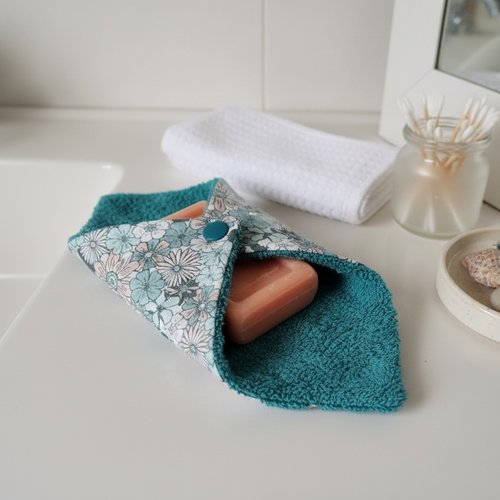 Pochette à savon tissus imprimé et doublée éponge