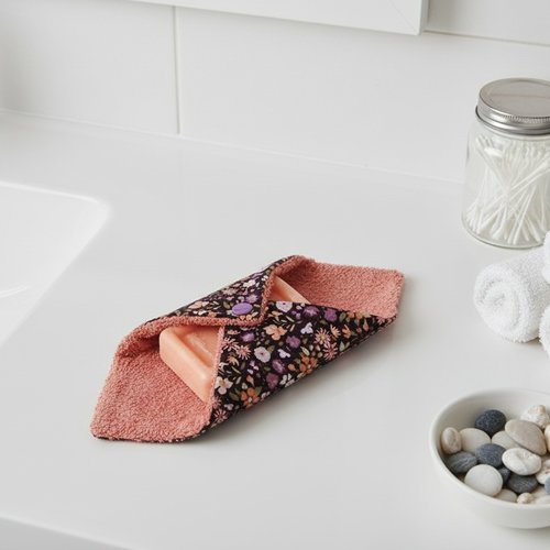 Pochette à savon tissus imprimé et doublée éponge