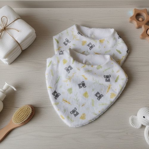 Lot de 2 bavoirs bébé coton et éponge bambou
