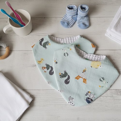 Lot de 2 bavoirs bébé coton bleu vert imprimé et nid d'abeilles