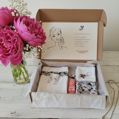 Coffret toilette cadeaux femme blanc