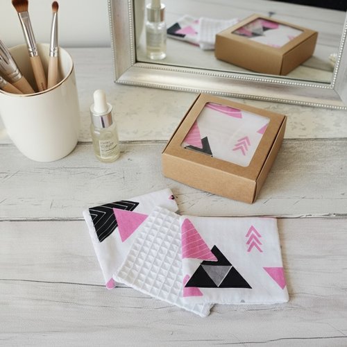 Boite de 12 lingettes démaquillantes coton imprimé et nid d'abeilles