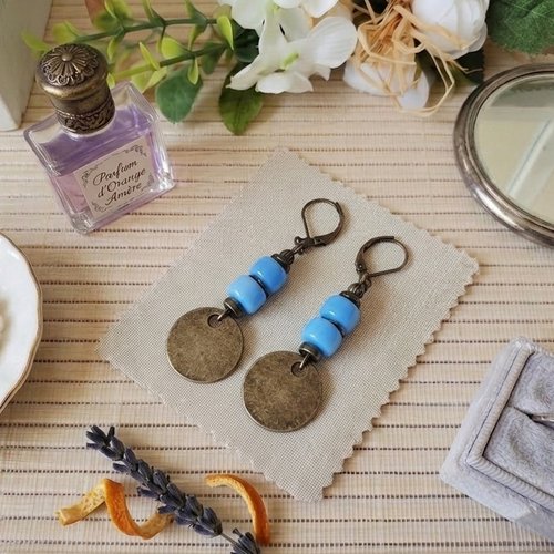 Boucles d'oreilles pendentif métal et perles en verre colonne