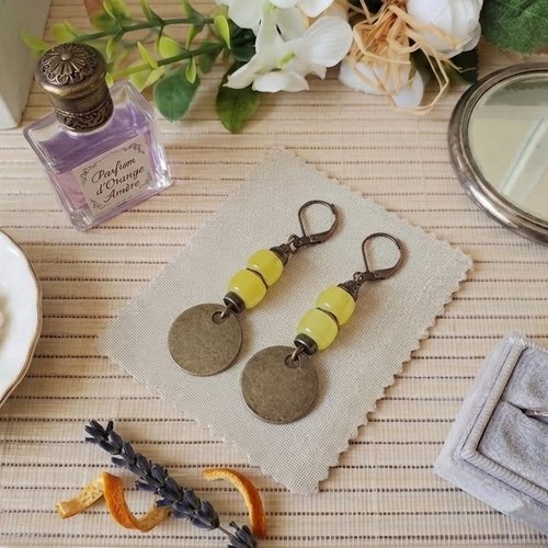 Boucles d'oreilles pendentif métal et perles en verre colonne