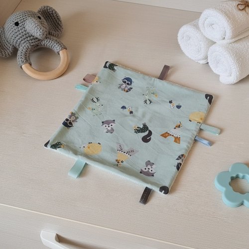 Doudou plat carré coton motifs animaux