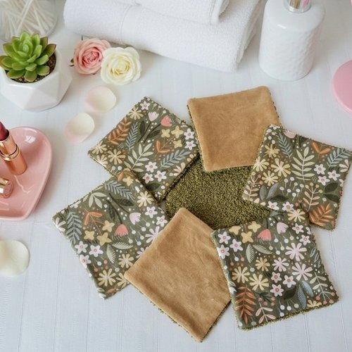 Lot de 8 lingettes démaquillantes coton imprimé et éponge