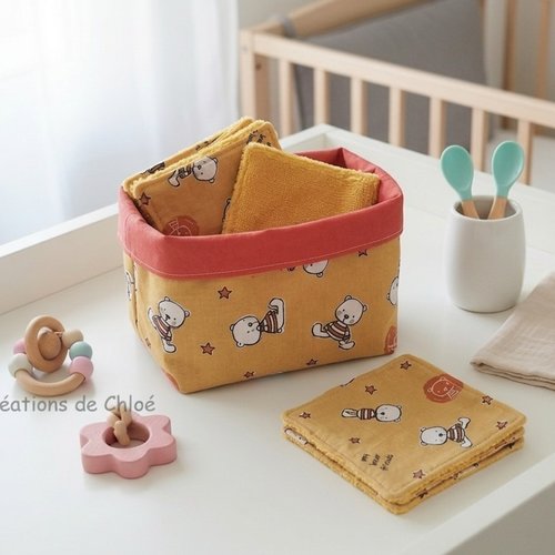 Panier et 6 lingettes bébé