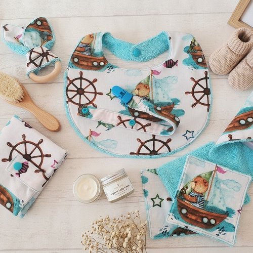 Ensemble naissance tissus blanc motif oursons bateaux