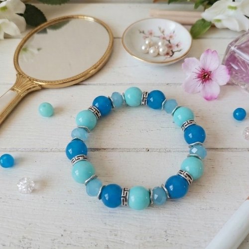 Bracelet fil élastique perles en verre bleu