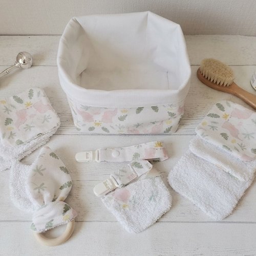 Ensemble naissance blanc et motif éléphants