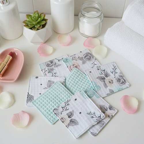 Lot de 8 lingettes démaquillantes coton imprimé et nid d'abeilles