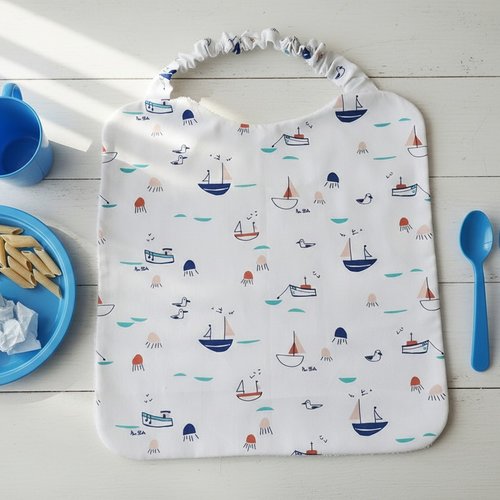 Serviette de cantine élastique motifs bateaux