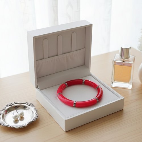 Bracelet perles tube incurvées