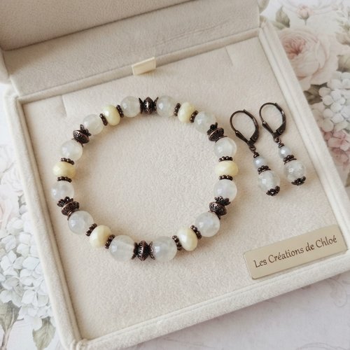 Parure bracelet et boucles d'oreilles assorties