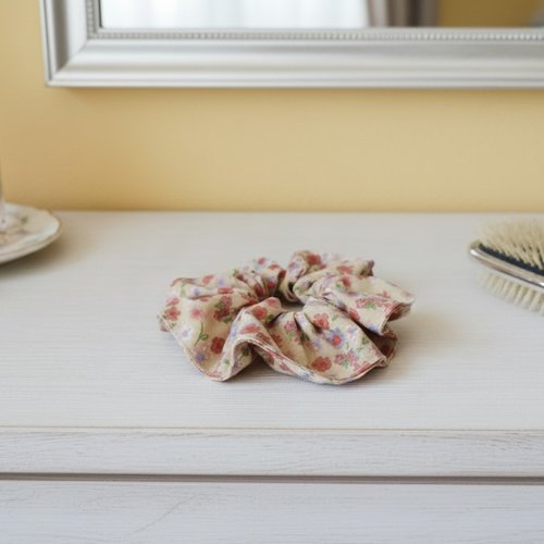 Chouchou coton beige et fleurs