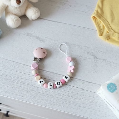 Attache tétine personnalisée perles bois et silicone