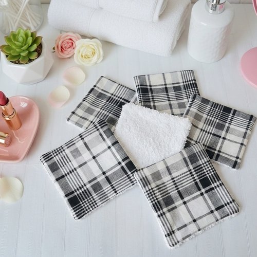 Boite de 6 lingettes démaquillantes coton imprimé et éponge