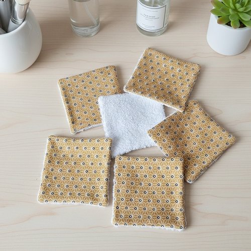 Boite de 6 lingettes démaquillantes coton imprimé et éponge