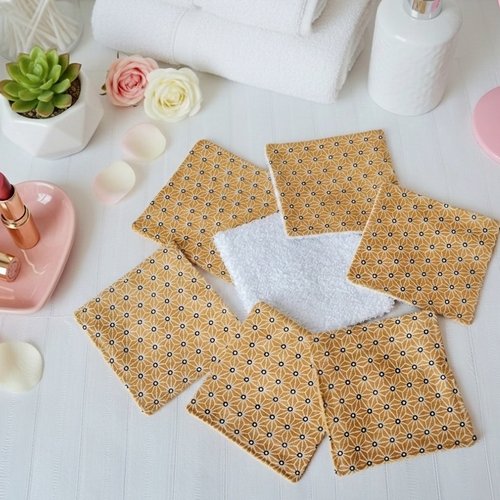 Boite de 6 lingettes démaquillantes coton imprimé et éponge