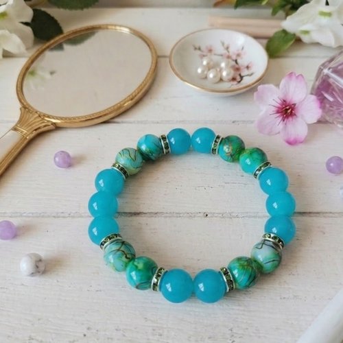 Bracelet perles en verre imitation jade turquoise et tréfilé