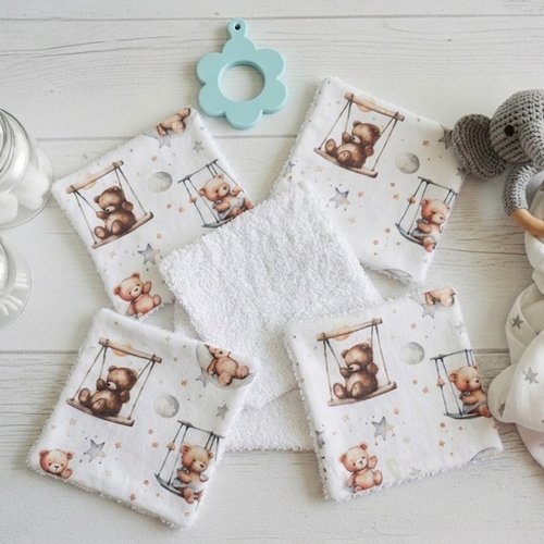 Boite de 14 lingettes bébé coton imprimé oursons et éponge blanche