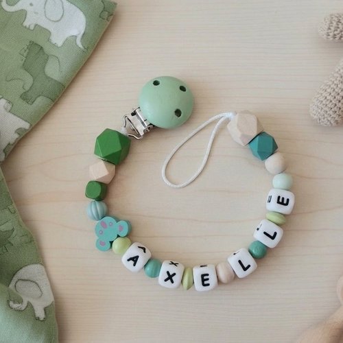 Attache tétine personnalisée perles bois et silicone