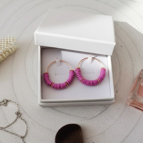 Boucles d'oreilles créoles dorées acier inoxydable et perles heishi