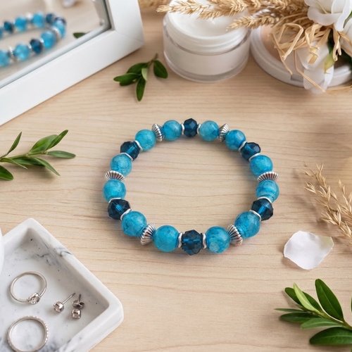 Bracelet fil élastique perles en verre et apprêts argent mat
