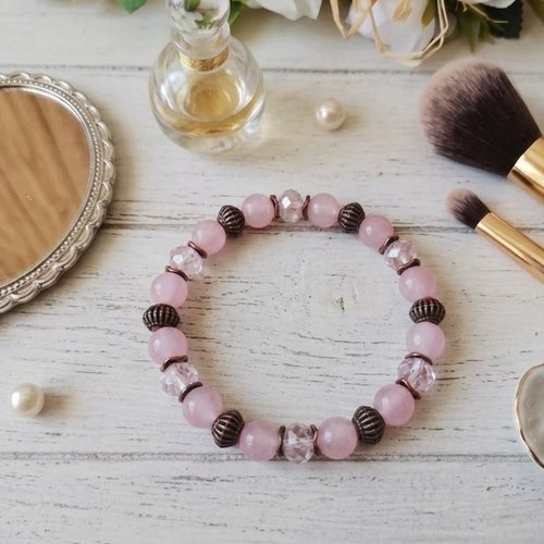 Bracelet fil élastique perles en verre rose et apprêts cuivre rouge