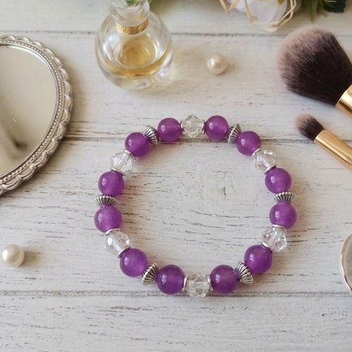 Bracelet fil élastique perles en verre et apprêts argent mat