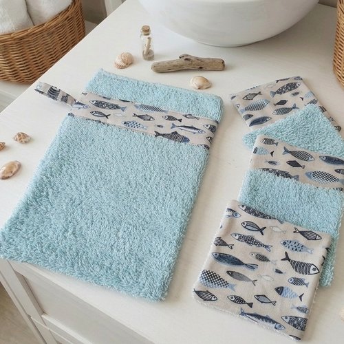 Boite cadeau gant de toilette et 6 lingettes thème marin
