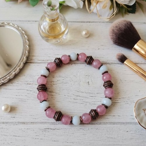 Bracelet fil élastique perles en verre blanche et vieux rose