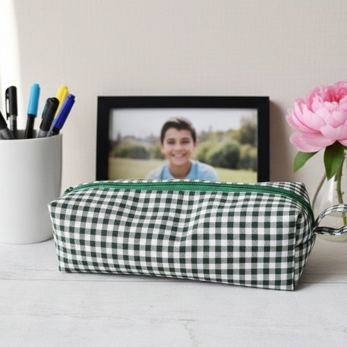 Trousse fourre tout double entoilage vichy vert