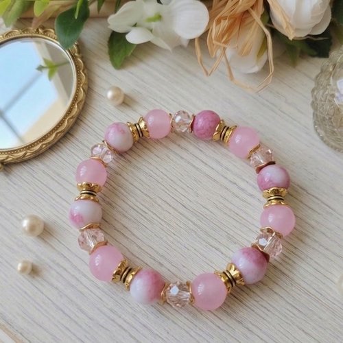 Bracelet perles en verre rose et apprêts dorés