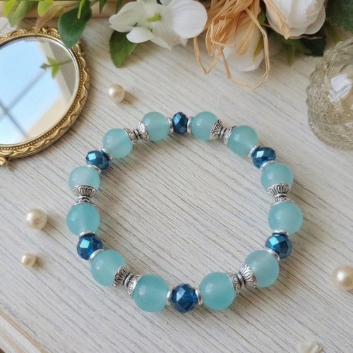 Bracelet perles en verre bleu