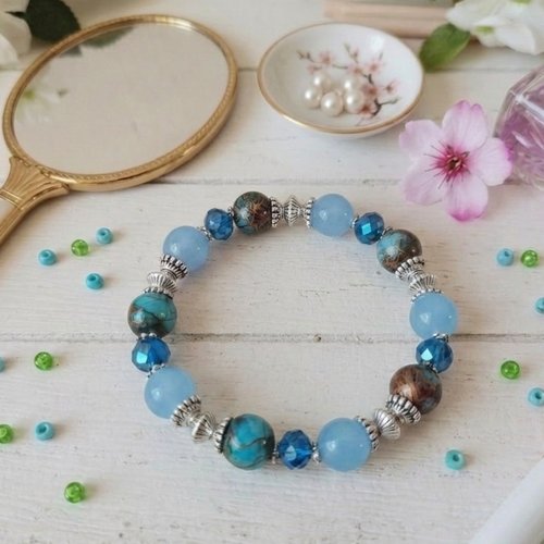 Bracelet perles en verre imitation jade et tréfilé