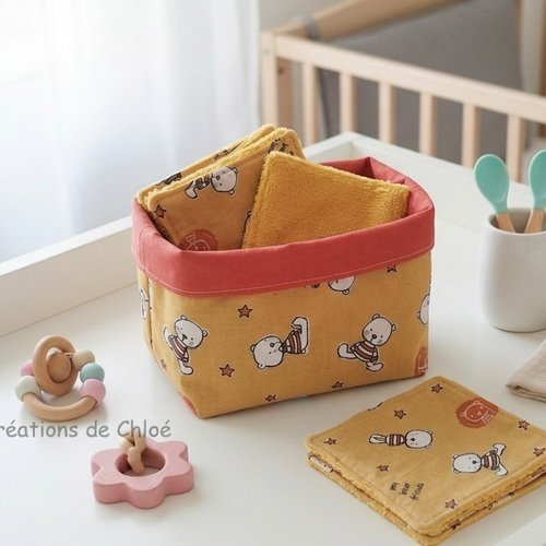 Panier et 6 lingettes bébé