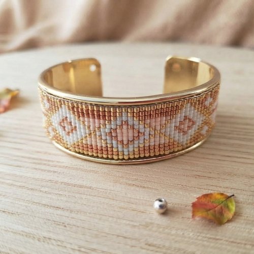 Bracelet jonc perles miyuki beige, doré et blanche