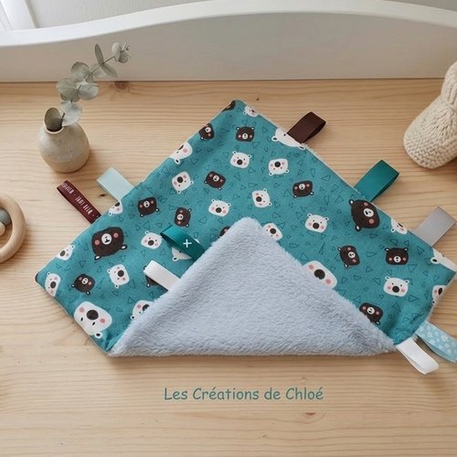 Doudou plat carré coton motifs têtes d'ours