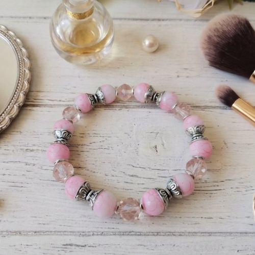 Bracelet perles en verre rose tréfilé et rose brillant