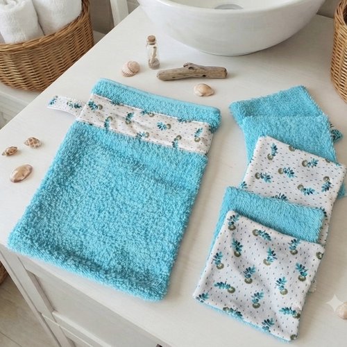 Box gant de toilette et 8 lingettes couleur bleu