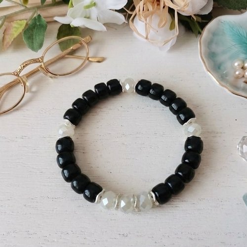 Bracelet perles en verre colonne noire